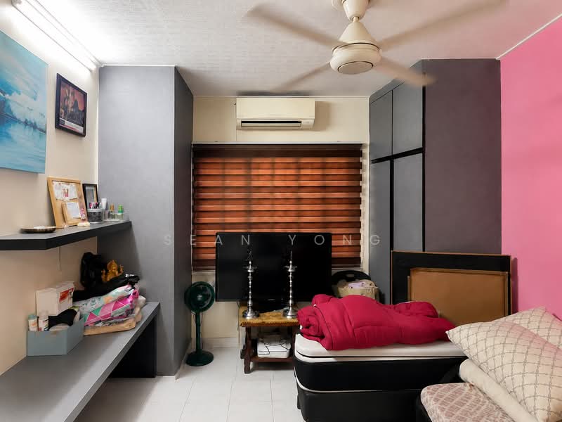Rumah Teres 1 Tingkat untuk Dijual di Desa Jaya Kepong (Kepong) - Sean Yong - Living Room - PropertyGuru.com.my