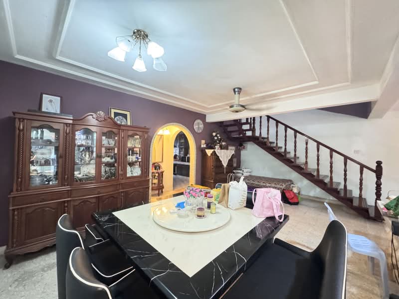 Rumah Teres 2 Tingkat untuk Dijual di Taman Pertama (Cheras) - Lewis Tam - PropertyGuru.com.my