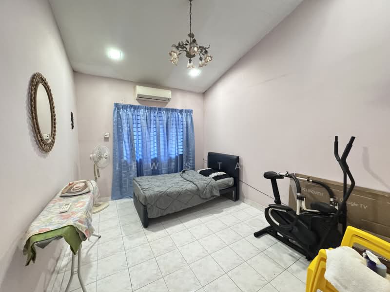 Rumah Teres 2 Tingkat untuk Dijual di Taman Pertama (Cheras) - Lewis Tam - PropertyGuru.com.my