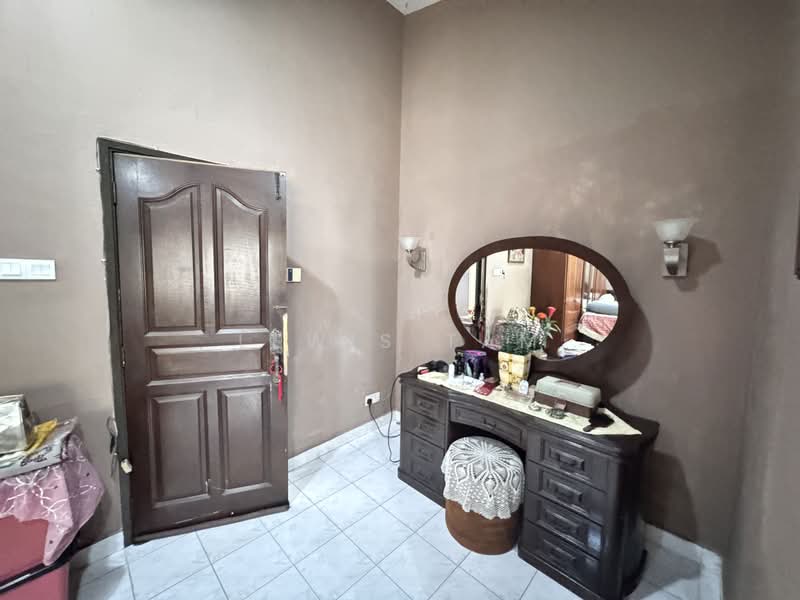 Rumah Teres 2 Tingkat untuk Dijual di Taman Pertama (Cheras) - Lewis Tam - PropertyGuru.com.my