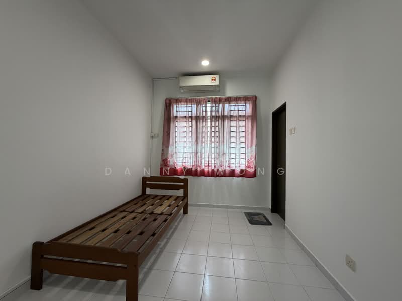 Rumah Teres 2 Tingkat untuk Disewa di Kota Emerald (Rawang) - Danny Wong - PropertyGuru.com.my