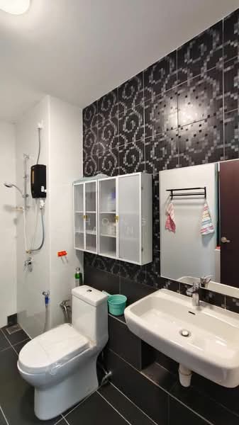 Service Residence for Rent at Wave @ Marina Cove - Hong Charng Lee - Bathroom - PropertyGuru.com.my