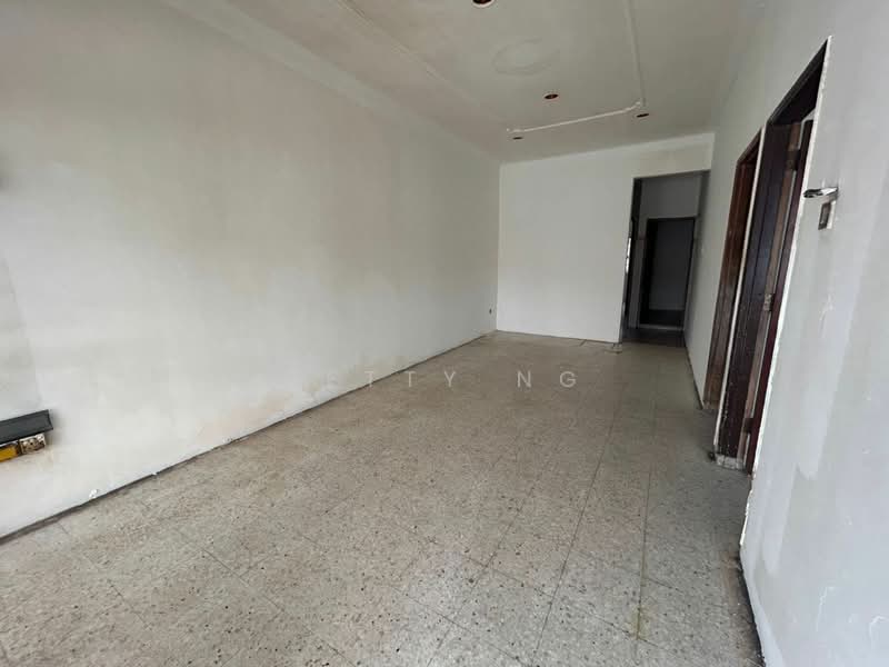 Rumah Teres 1 Tingkat untuk Dijual di Taman Johor Jaya (Johor Bahru) - Betty Ng - PropertyGuru.com.my