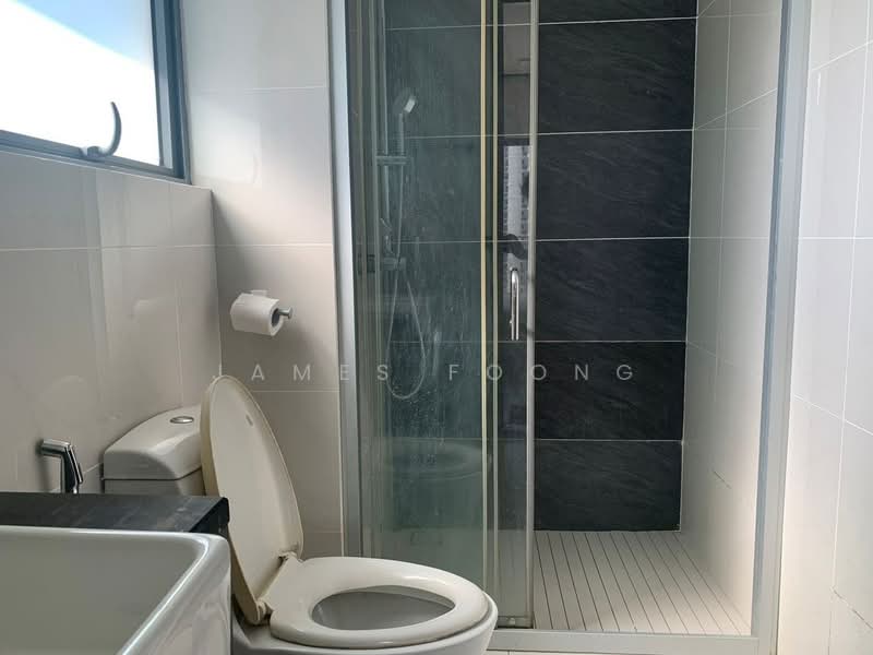 Condominium for Rent at Bay Point @ Country Garden Danga Bay - James Foong - Bathroom - PropertyGuru.com.my