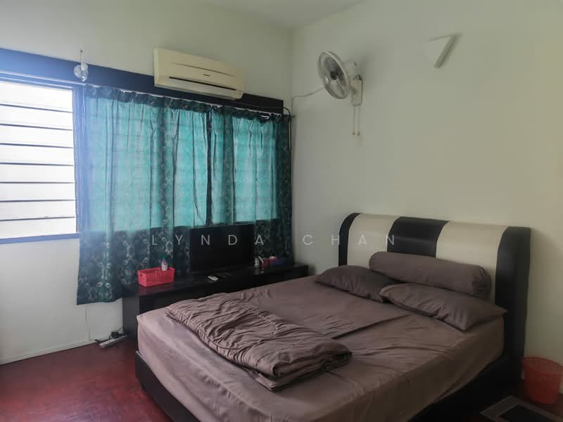 Condominium for Rent at Edgecumbe Court - Lynda Chan - Bedroom - PropertyGuru.com.my