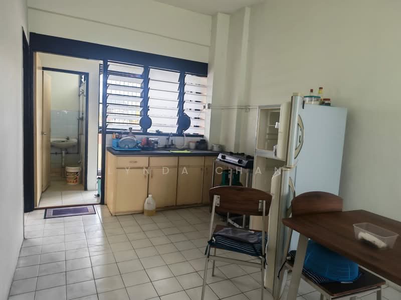 Condominium for Rent at Edgecumbe Court - Lynda Chan - Kitchen - PropertyGuru.com.my