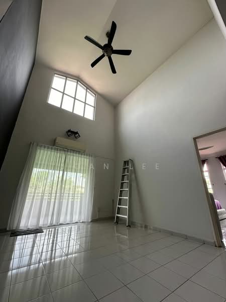 Rumah Teres 2 Tingkat untuk Dijual di Taman Equine (Seri Kembangan) - Joan Lee - Interior - PropertyGuru.com.my