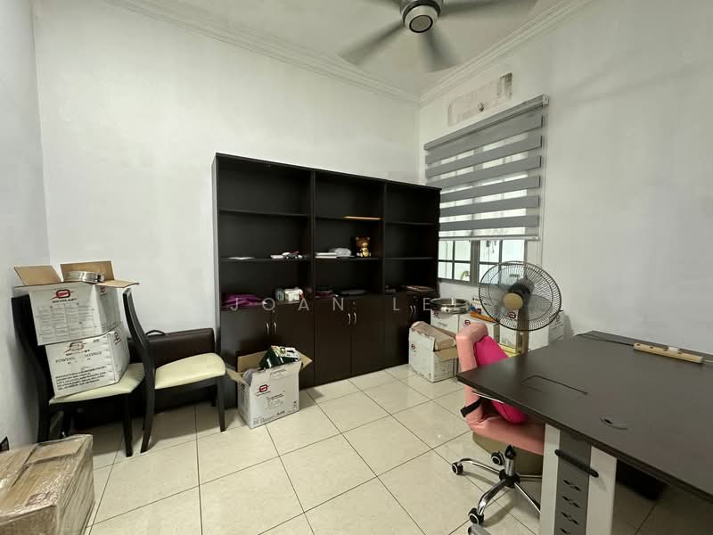 Rumah Teres 2 Tingkat untuk Dijual di Taman Equine (Seri Kembangan) - Joan Lee - Study - PropertyGuru.com.my