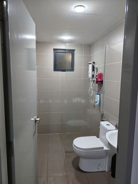 Servis Apartment untuk Disewa di M Centura - HY Sham - Bathroom - PropertyGuru.com.my