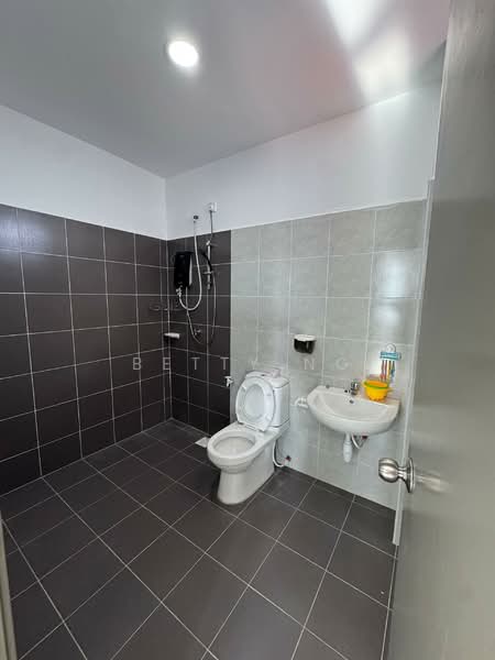 Cluster House for Sale in Kangkar Pulai (Skudai) - Betty Ng - PropertyGuru.com.my