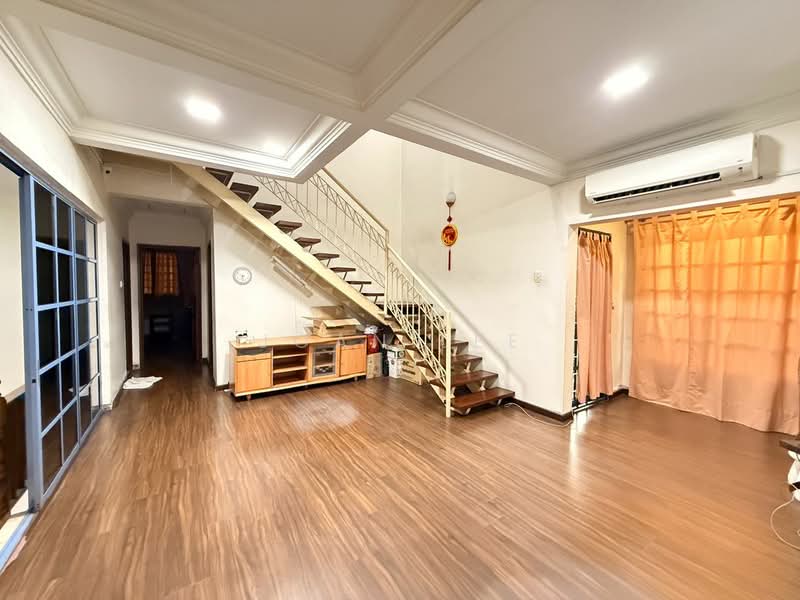 Rumah Teres 2.5 Tingkat untuk Dijual di Bandar Sri Damansara (Selangor) - Joan Lee - Living Room - PropertyGuru.com.my