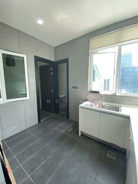 Condominium for Rent at The Pearl KLCC - Vincy How - Kitchen - PropertyGuru.com.my