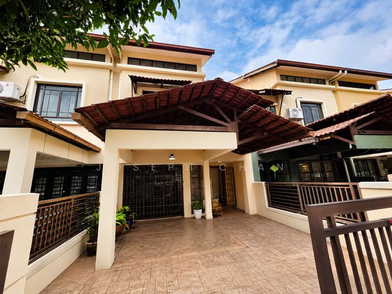 Rumah Teres untuk Dijual di Bukit Jelutong (Shah Alam) - Joseph Chan - Exterior - PropertyGuru.com.my