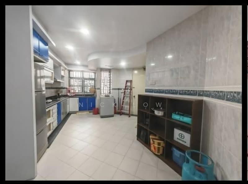 Condominium for Rent at The Straits View Condominium - Nick Low - Kitchen - PropertyGuru.com.my