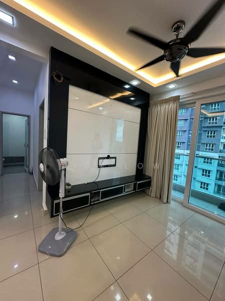 Servis Apartment untuk Disewa di Seasons Amara Larkin - Nick Low - Living Room - PropertyGuru.com.my