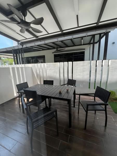 Rumah Berkembar untuk Dijual di Telok Panglima Garang (Selangor) - Mice Tan - PropertyGuru.com.my
