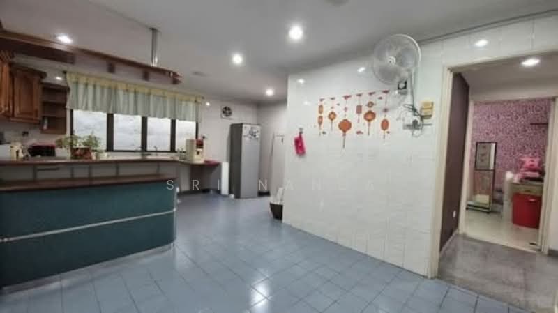 Semi-Detached House for Sale in Subang Jaya (Selangor) - Sri Nanda - Kitchen - PropertyGuru.com.my