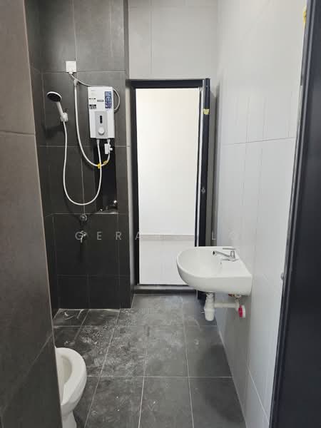 Rumah Teres 2 Tingkat untuk Disewa di Taman Mount Austin (Tebrau) - Gerard Lo - PropertyGuru.com.my