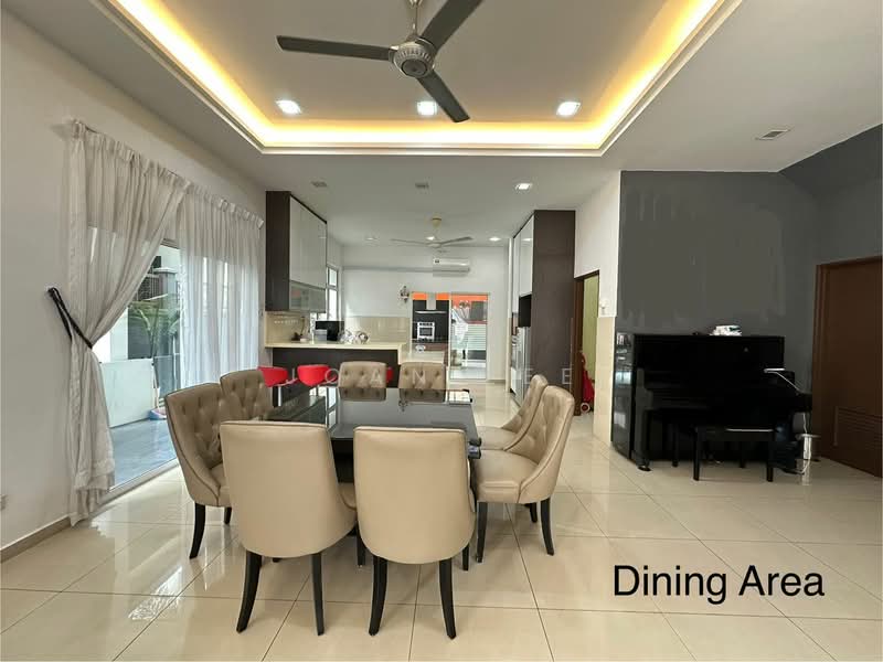 Rumah Berkembar untuk Dijual di Taman Equine (Seri Kembangan) - Joan Lee - Dining Room - PropertyGuru.com.my