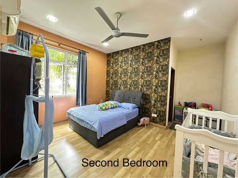 Rumah Berkembar untuk Dijual di Taman Equine (Seri Kembangan) - Joan Lee - Bedroom - PropertyGuru.com.my