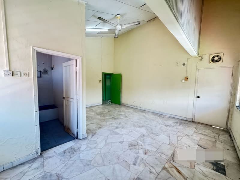 Rumah Berkembar untuk Dijual di Taman Klang Jaya (Klang) - Louis Chan - Interior - PropertyGuru.com.my