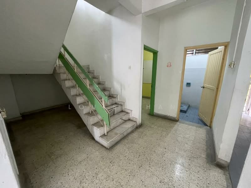 Rumah Berkembar untuk Dijual di Taman Klang Jaya (Klang) - Louis Chan - Entrance - PropertyGuru.com.my