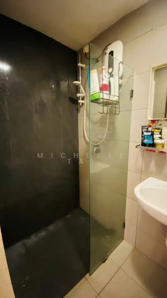 Service Residence for Rent at Avenue D'Vogue - Michelle Tai - Bathroom - PropertyGuru.com.my