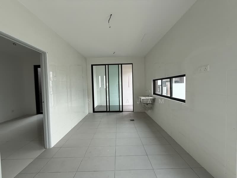 Terraced House for Sale in Nilai (Negeri Sembilan) - Syafareez - Dual Kicthen - PropertyGuru.com.my