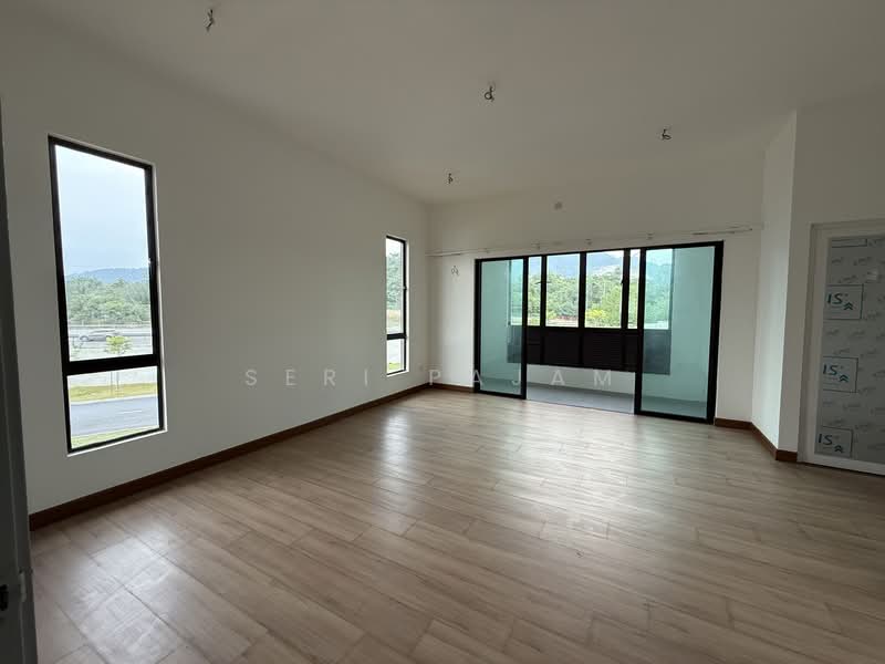 Terraced House for Sale in Nilai (Negeri Sembilan) - Syafareez - Masterbedroom - PropertyGuru.com.my