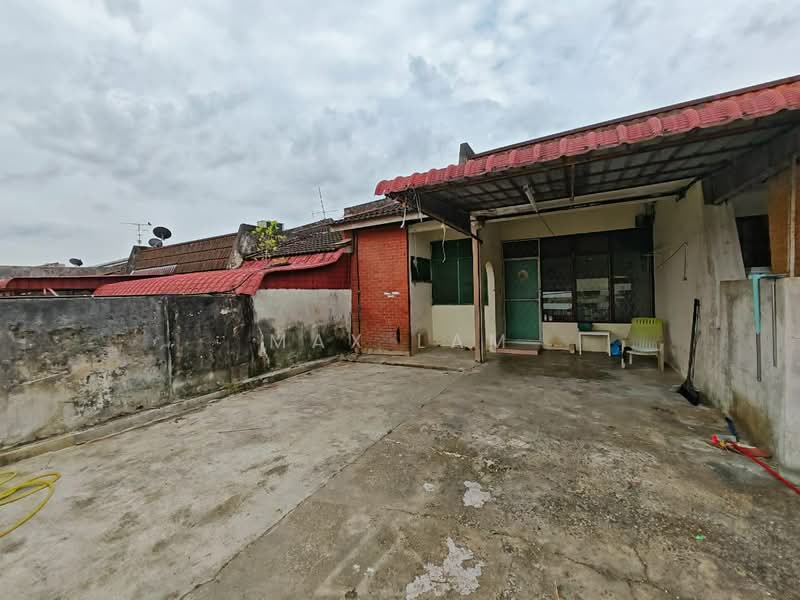 Rumah Teres 1 Tingkat untuk Dijual di Taman Daya (Johor Bahru) - Max Lam - PropertyGuru.com.my