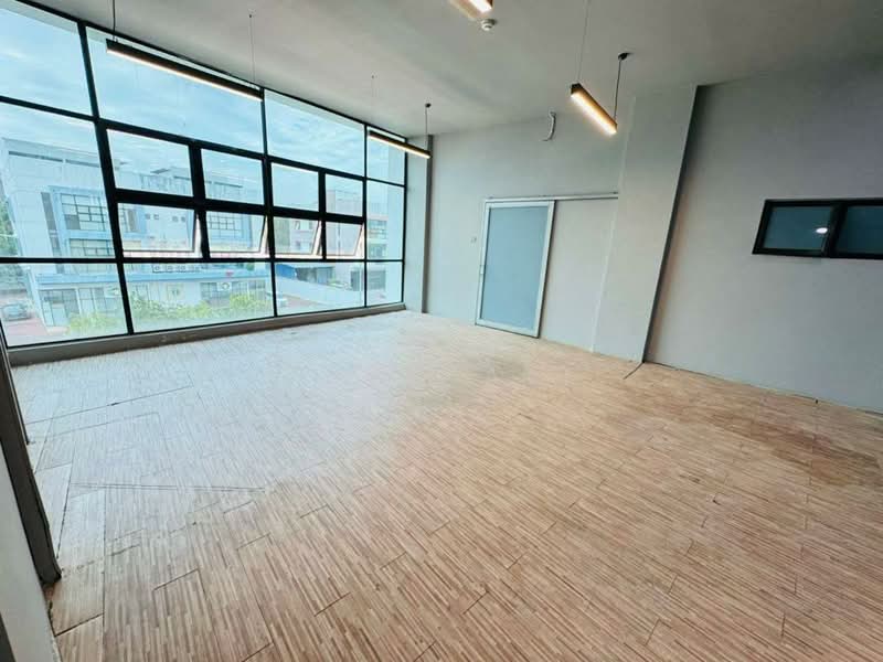 Factory for Rent in Bukit Jelutong (Shah Alam) - Fuad Ali - Interior - PropertyGuru.com.my