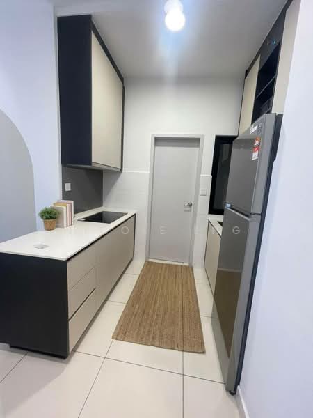 Servis Apartment untuk Disewa di The Amber Residence @ TwentyFive.7 - Nicole Eng - Kitchen - PropertyGuru.com.my