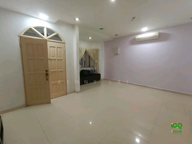 2-storey Terraced House for Sale in Pandan Perdana (Cheras) - Kenny Lai - Living Room - PropertyGuru.com.my