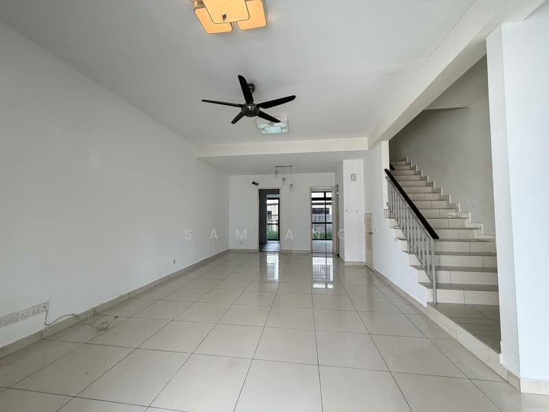 2-storey Terraced House for Sale in Johor Bahru (Johor) - Sam Ang - Living Room - PropertyGuru.com.my