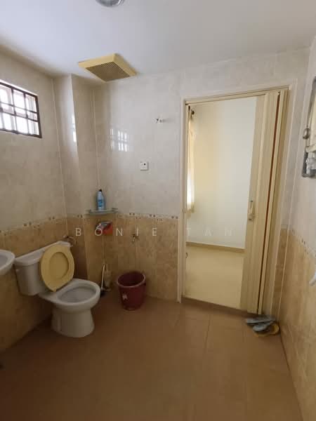2-storey Terraced House for Sale in Bandar Sungai Long (Selangor) - Bonie Tan - Bathroom - PropertyGuru.com.my