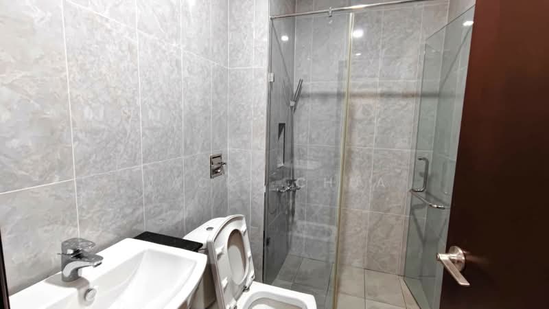 Service Residence for Rent at Paragon Suites @ CIQ - Jacky Chua - Bathroom - PropertyGuru.com.my