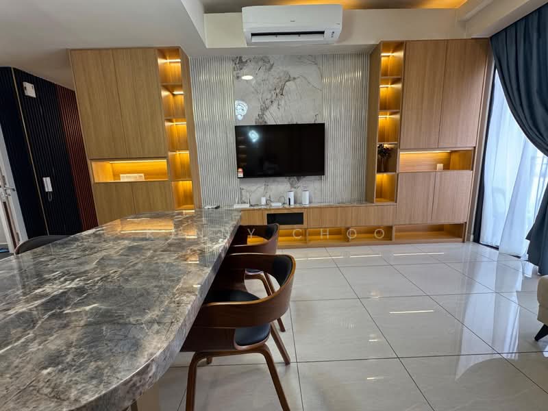 Servis Apartment untuk Dijual di The Sentral Suites - Kenny Choo - Living Room - PropertyGuru.com.my