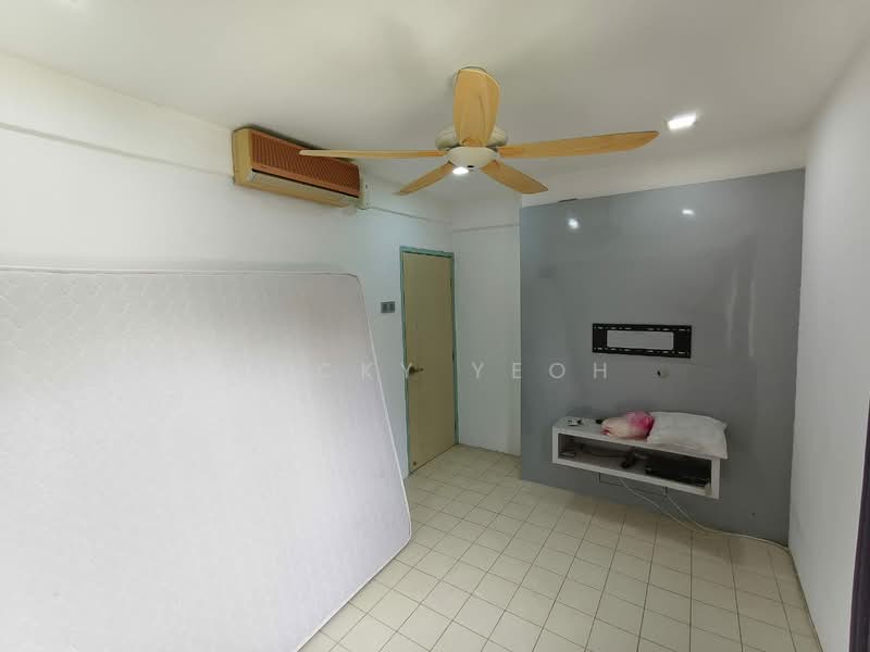 Apartment for Sale at Bukit Jambul Indah Apartment - Jacky Yeoh - Bedroom - PropertyGuru.com.my