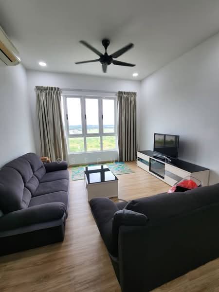 Servis Apartment untuk Disewa di Tropez Residences - Joseph Goh - Living Room - PropertyGuru.com.my