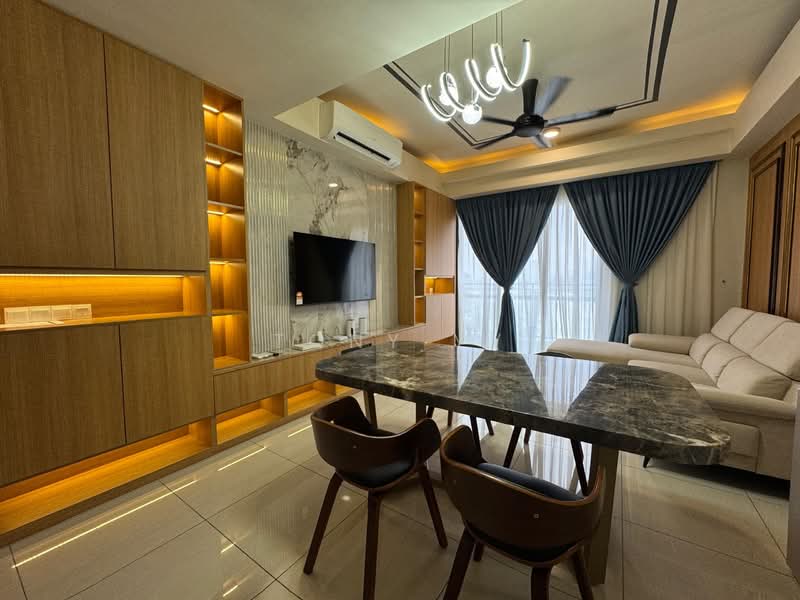 Servis Apartment untuk Dijual di The Sentral Suites - Tony YY - Living Room - PropertyGuru.com.my