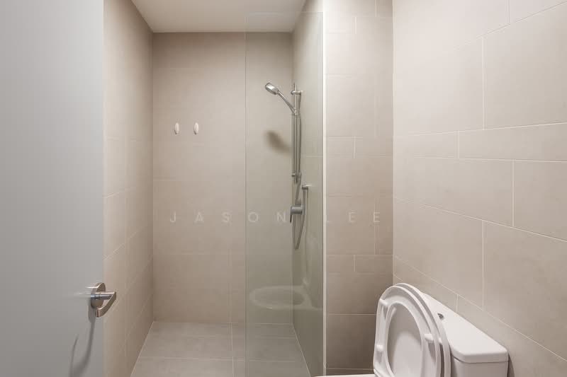 Servis Apartment untuk Disewa di 8th & Stellar - Jason Lee - Bathroom - PropertyGuru.com.my