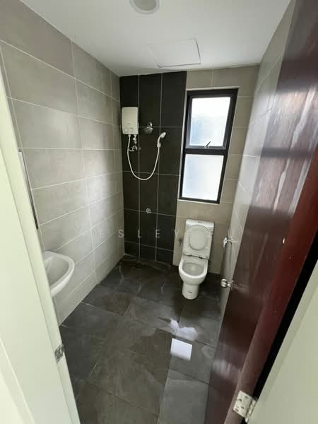 Kondominium untuk Disewa di Lido Residency - Wesley Fu - Bathroom - PropertyGuru.com.my