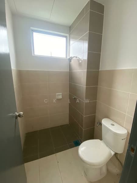2-storey Terraced House for Sale in Bandar Tasik Kesuma (Beranang) - CK Law - Bathroom - PropertyGuru.com.my