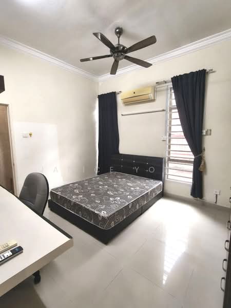 Rumah Kluster untuk Disewa di Bandar Putra (Kulai) - Janice Yong - Bedroom - PropertyGuru.com.my
