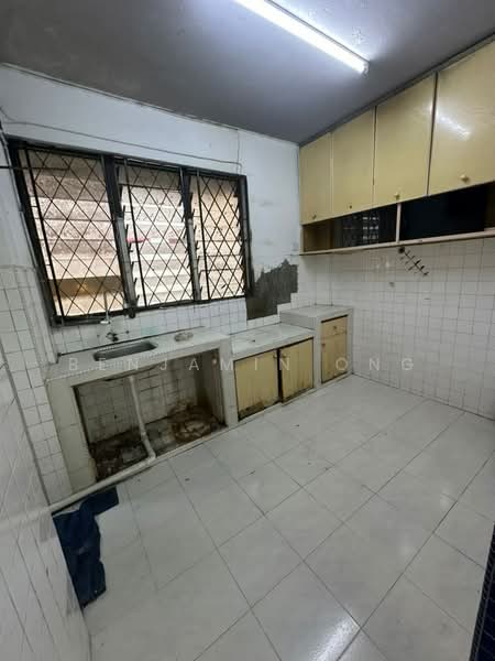Rumah Flat untuk Dijual di Taman Daya - Jalan Bertam 1, 10 and 16 - Benjamin Ong - Kitchen - PropertyGuru.com.my