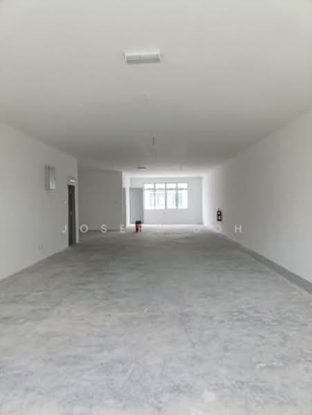 Shop for Rent in Bandar Putra (Kulai) - Joseph Goh - Interior - PropertyGuru.com.my