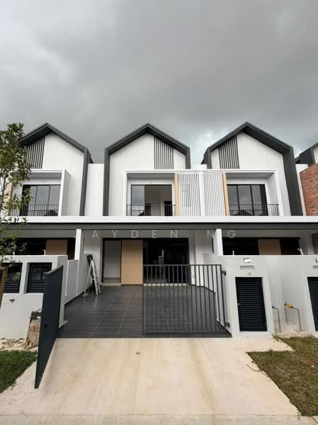 Rumah Teres 2 Tingkat untuk Dijual di Bandar Dato Onn (Tebrau) - Jayden Ng - Exterior - PropertyGuru.com.my