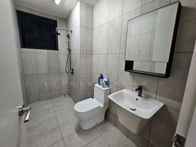 Condominium for Rent at EdgeWood Residences @ SkySanctuary - Esther Cheah - Bathroom - PropertyGuru.com.my