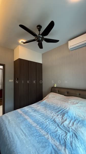 Servis Apartment untuk Dijual di Crescent Bay Suites (Teluk Bayu) - Nikko Soh - Bedroom - PropertyGuru.com.my