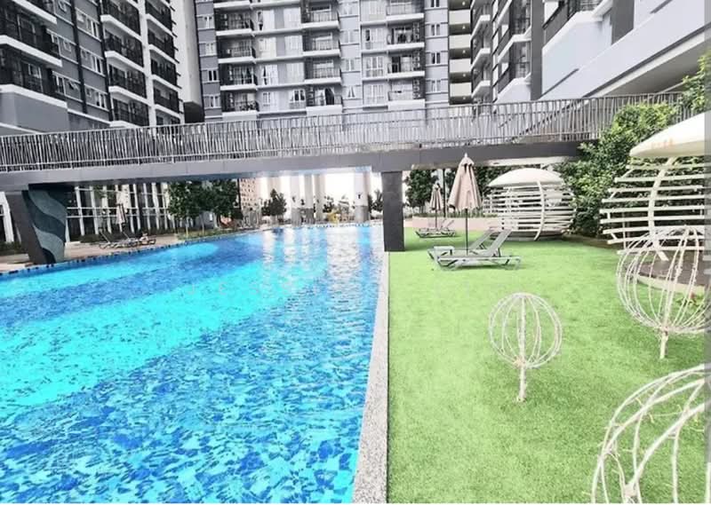 Servis Apartment untuk Disewa di Pinnacle Sri Petaling - Jessica Lip - Pool - PropertyGuru.com.my